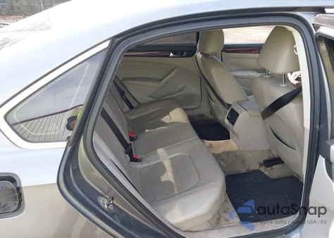 2013 Volkswagen Passat 2.5L Sel from USA, damaged, VIN 1VWCP7A36DC031653